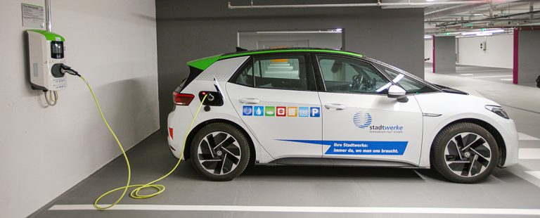 Vom Parkhaus zum Batteriespeicher