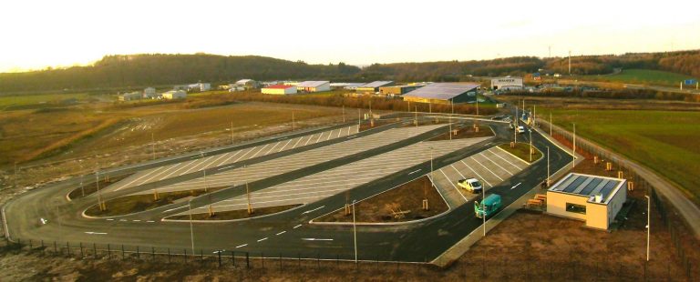 Neubau mit 60 Lkw-Stellplätzen setzt auf digitales Parken