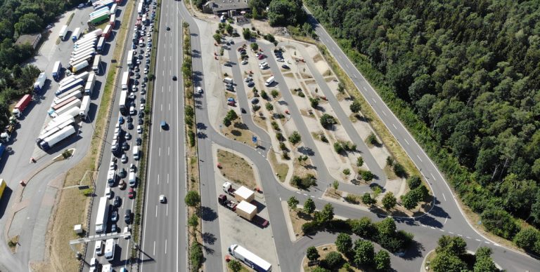 Digitale Integration von Lkw-Parkplatzbuchungen